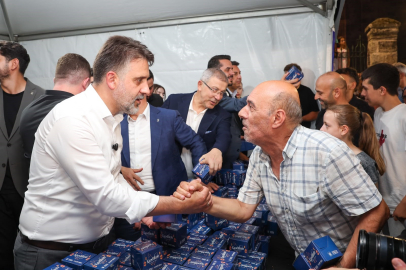Başkan Vekili Biba, Mevlid Kandili'ni Bursalılarla birlikte idrak etti
