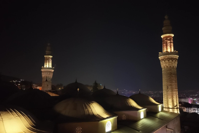 Bursa'da Mevlid Kandili Ulu Cami'de dualarla idrak edildi