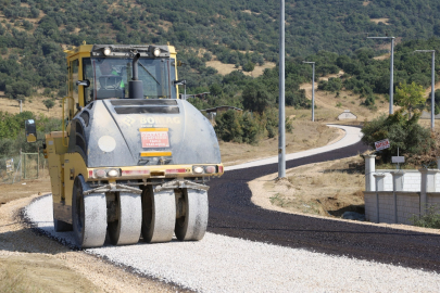 Büyükşehir 5 ilçede yolları yeniliyor