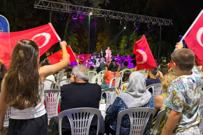 Kültürpark'ta zafer türküleri
