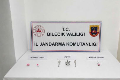 Eskişehir'den aldığı uyuşturucuyla Bilecik'e gelirken yakalandı
