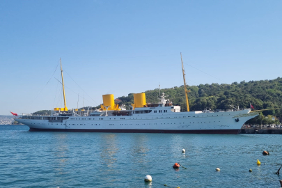 TCG Savanora gemisi İstanbul Boğazı’ndan geçti