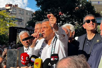 Özgür Özel: "Yeni Parti ev kadınlarının emeklilik umududur"