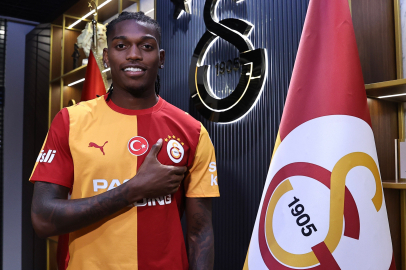 Galatasaray, Leao ile 4 yıllık sözleşme imzaladı