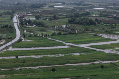 Türkiye’de en fazla yağış düşen Çarşamba Ovası’nı sağanak vurdu