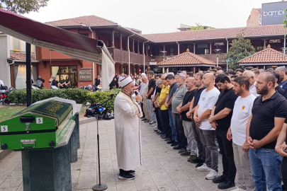 Üniversite hayali yarım kaldı: Arkadaşları tabutunu omuzladı