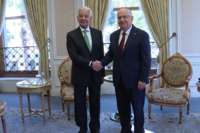 Milli Savunma Bakanı Yaşar Güler ile Pakistan Savunma Bakanı Khawaja Muhammad Asi görüştü