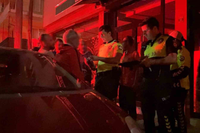 Alkollü şahıslar polisi çileden çıkardı