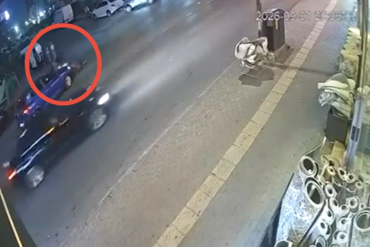 Bursa’da otomobil ile çarpışan motokurye yaralandı