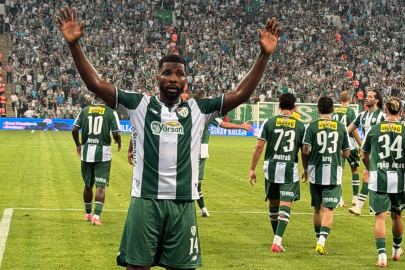 BURSASPOR SOYUNMA ODASINA ÖNDE GİTTİ
