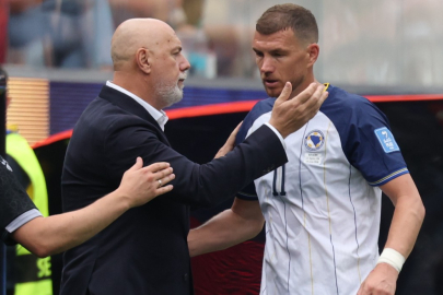 Edin Dzeko, milli takımı kariyerini sonlandırmaya karar verdi