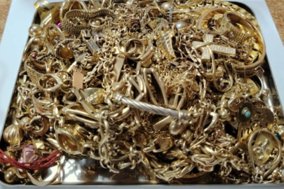 Türkiye’ye sokulmak istenen 708 gram kaçak altın komşuya takıldı