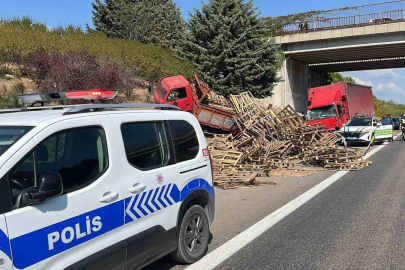 Emniyet şeridinde feci ölüm: Arızalanan kamyonetin altında can verdi