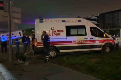 Ambulans ile otomobil çarpıştı: 6 yaralı
