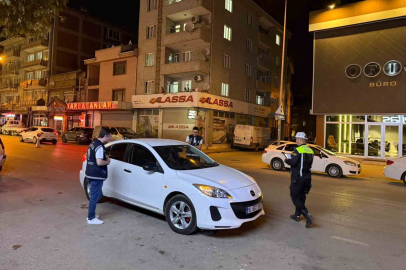 İnegöl’de polis kuş uçurtmadı, bin 412 kişi sorgulandı