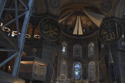 Ayasofya restorasyonunda yeni bir aşamaya geçildi: "Doğu yarım kubbenin restorasyonuna başlayacağız"