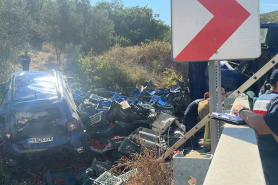Virajı alamayan kamyon dehşet saçtı: 1 ölü, 1 yaralı