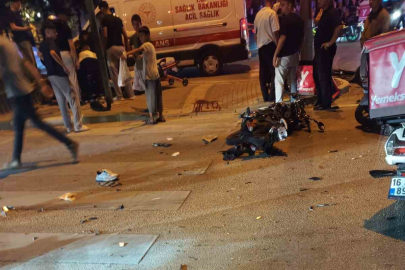 Kırmızı ışıkta geçen motosiklete otomobil çarptı: 1 ölü, 1 yaralı