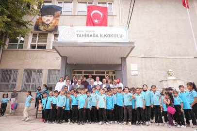 Yıllar önce öğrenciydi, şimdi başkan olarak aynı okulda