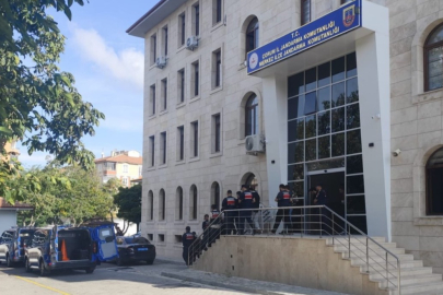 Sosyal medyada bomba yapımı içerikli paylaşımlar yapan şüphelilere operasyon: 9 gözaltı