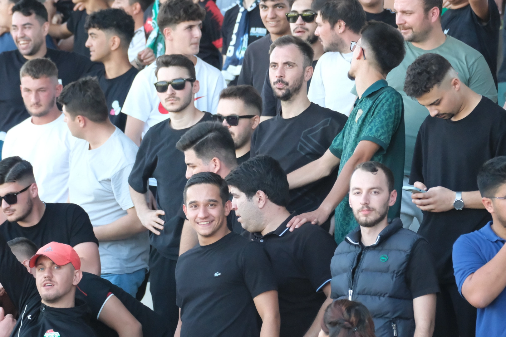 Bursa Yıldırımspor- Karşıyaka taraftar albümü