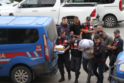 73 yaşındaki adama "kargo" yalanıyla 17 milyonluk senet imzalatmaya 4 gözaltı