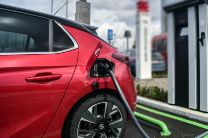 EPDK’dan elektrikli araç şarj istasyonlarına depolama esnekliği