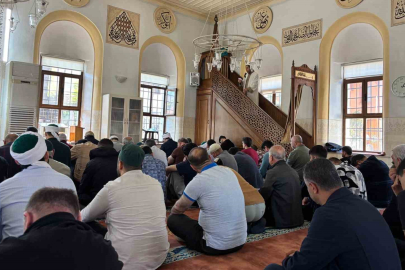 Cuma Hutbesi’nde sosyal medya uyarısı: "Bir paylaşım yıllarca taşınacak yaraya dönüşebilir"