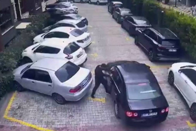 Beylikdüzü’nde sitede park yeri nedeniyle silahlı kavga çıktı, o anlar kamerada