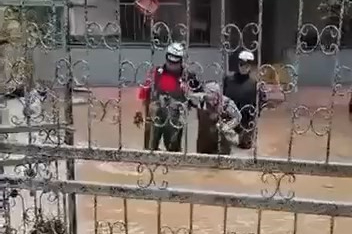 Taşkında mahsur kalanlar böyle kurtarıldı