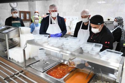 Karacabey Belediyesi’nden her kesime dokunan sosyal destekler