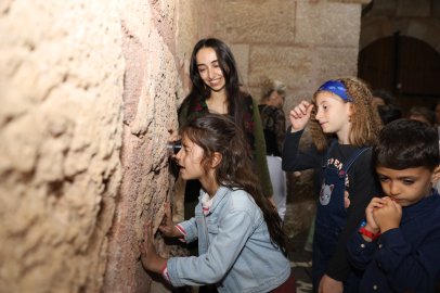 Kız çocukları Zindankapı'da sanat ve tarihle buluştu