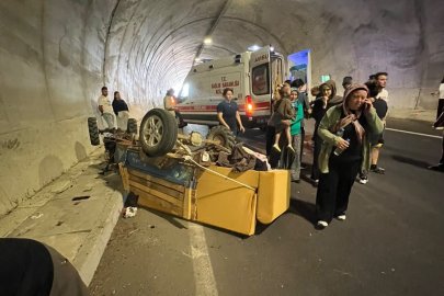 Sakarya'da tünelde patpat devrildi: 2 yaralı