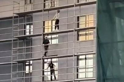 Bursa’da inşaat işçilerinin güvenlik önlemi almadan çalışması dikkat çekti