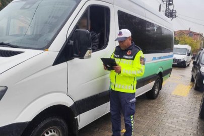 Hayrabolu'da jandarmadan okul servislerine sıkı denetim
