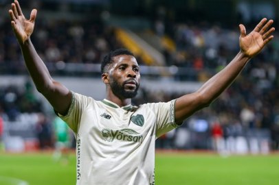 Iheanacho tarihe geçti!