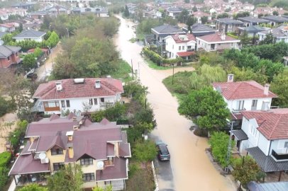 Şile’de sağanak yağış sonrası sokaklar göle döndü