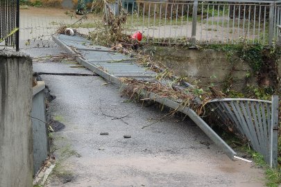 Yağışın etkileri Şile'de devam ediyor: Dere taştı, evleri su bastı