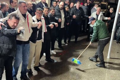Bursa’da yağmur altında Arnavut damat coşkusu
