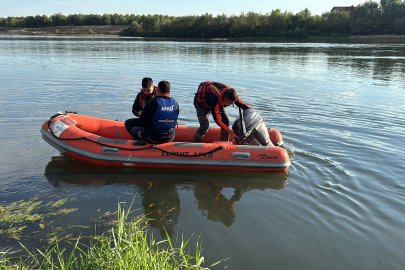 Meriç Nehri'nde botu alabora olan Iraklı ailenin kayıp son çocuğu için arama çalışmaları sürüyor
