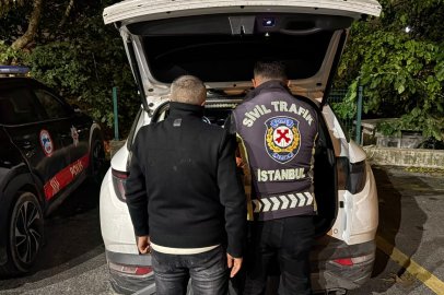 Yolu keserek trafik güvenliğini tehlikeye düşüren 2 sürücüye 384 bin 712 TL ceza
