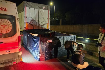 Feci kazada motokurye hayatını kaybetti