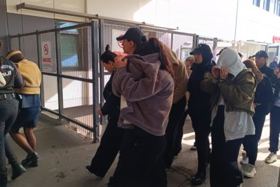 Yasa dışı üreme ticareti operasyonunda gözaltına alınan 44 şüpheli sağlık kontrolünden geçirildi