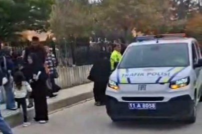 Bozüyük’te sınava geç kalan adayların yardımına polis yetişti