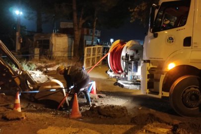 Burhaniye'de kanalizasyon şebekesinde çökme meydana geldi