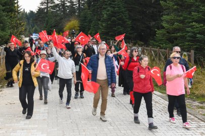 Cumhuriyet coşkusu Uludağ’ın zirvesinde yaşandı