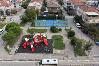 Altıeylül'de parklarda büyük dönüşüm