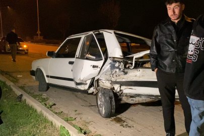 Kaza geçirdi, hastanede doğum günü pastası kesti