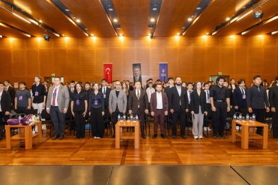 Bursa'da gençler NovaMUN'26 Konferansı'nda buluştu