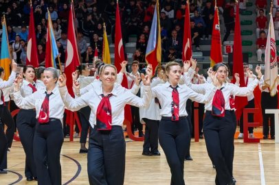103 öğretmenle 103. yıl coşkusu
